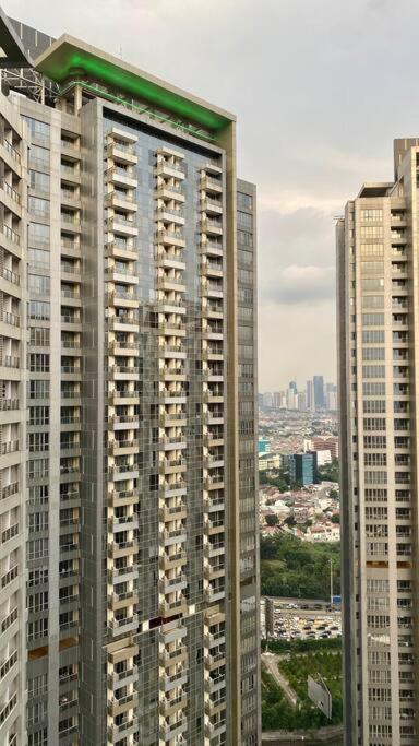 2 Bed Room Apartment In West Jakarta Exterior foto